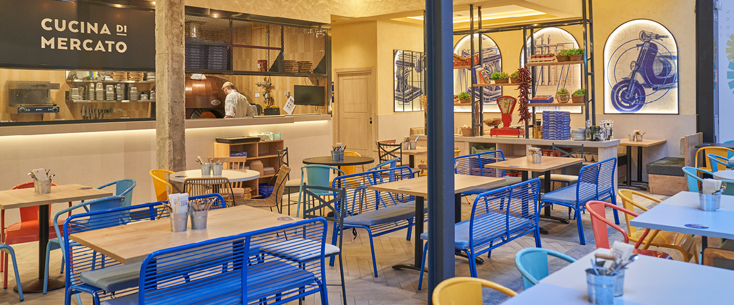 Restaurante con personas